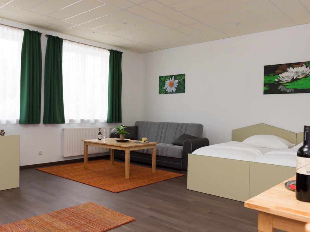 Winrooms "Hotel&Appartement" Wiener Neustadt Luaran gambar