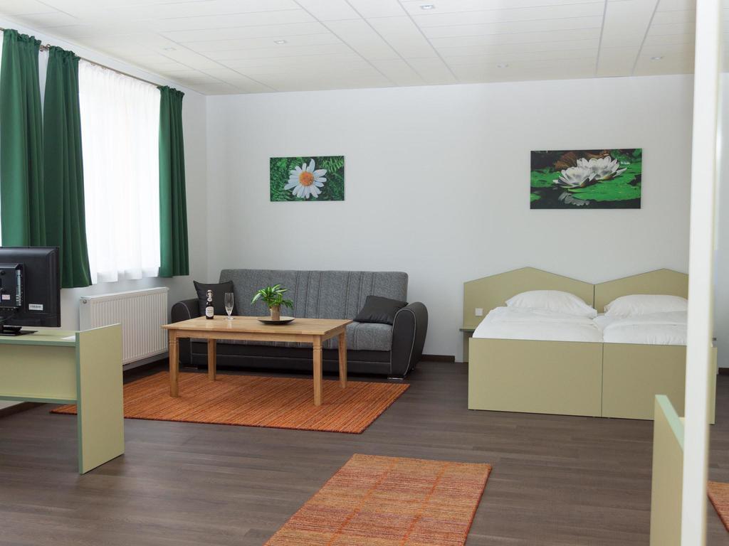 Winrooms "Hotel&Appartement" Wiener Neustadt Luaran gambar