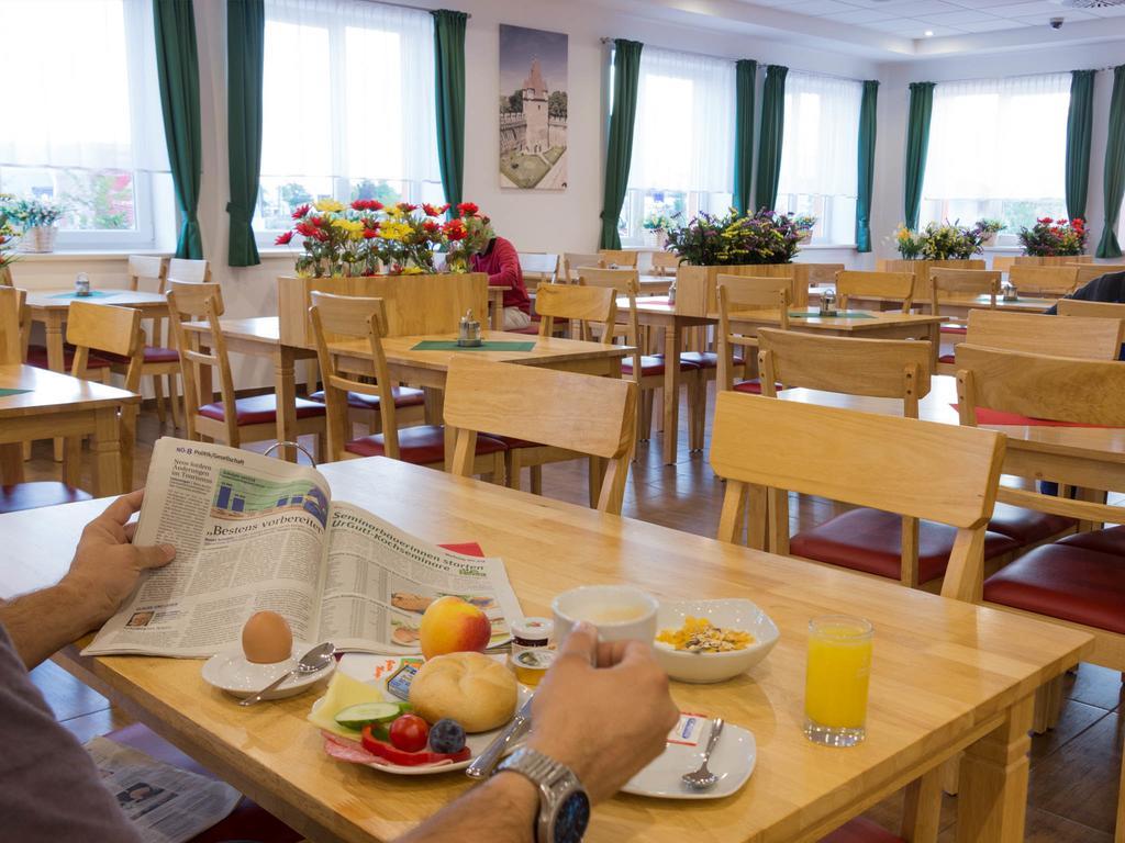 Winrooms "Hotel&Appartement" Wiener Neustadt Luaran gambar