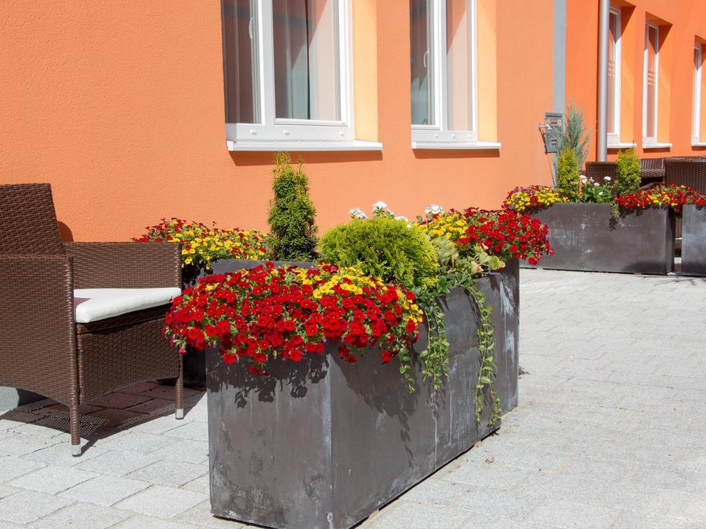 Winrooms "Hotel&Appartement" Wiener Neustadt Luaran gambar